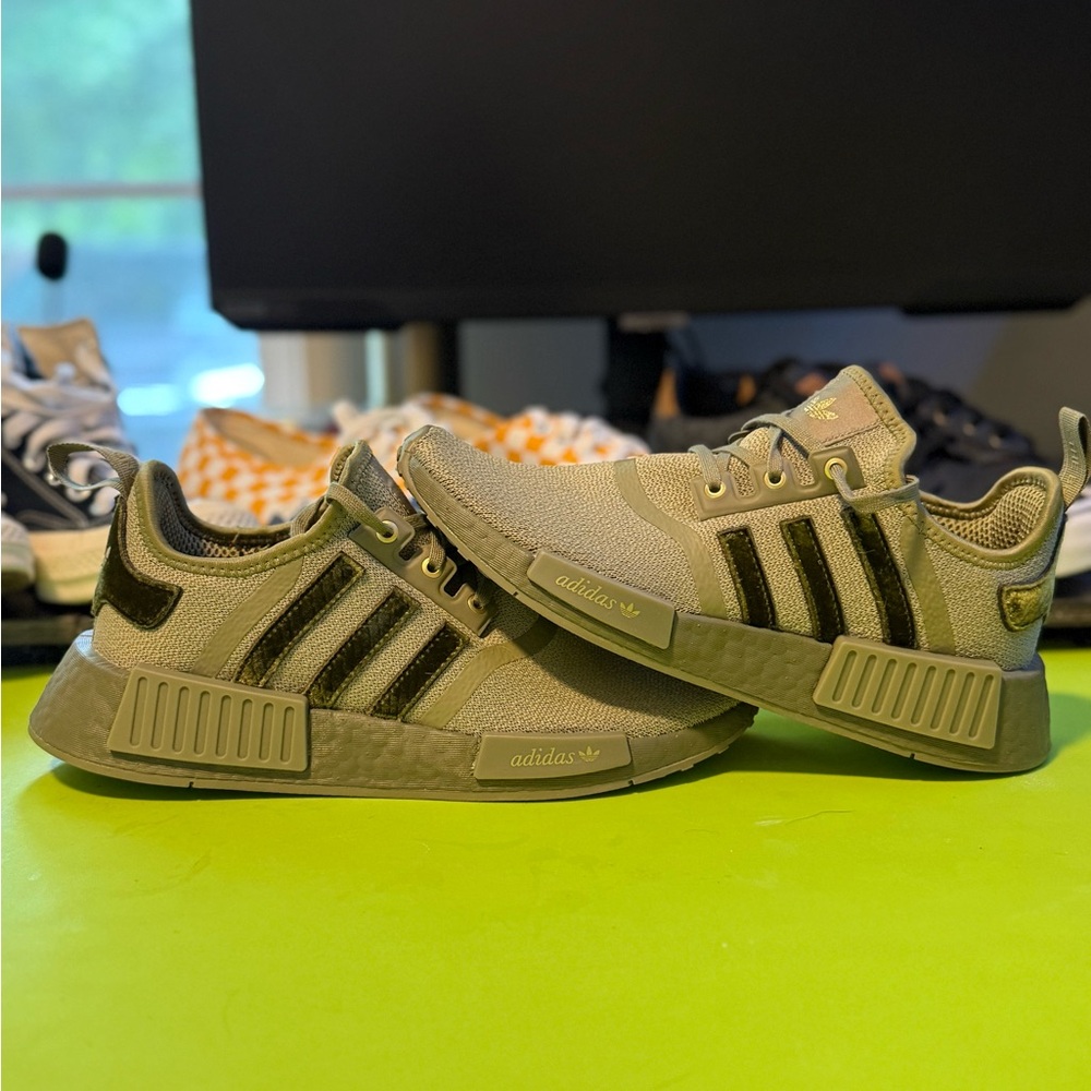 Adidas NMD R1 Olive Sneakers